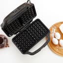 توستر بسعة شريحتين Waffle Maker With Non Stick Coating من Olsenmark - 179725