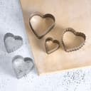 مجموعة قطاعات كوكيز شكل قلب 5 قطع فضي Royalford - 5 Pcs Cookie Cutter , Stainless Steel