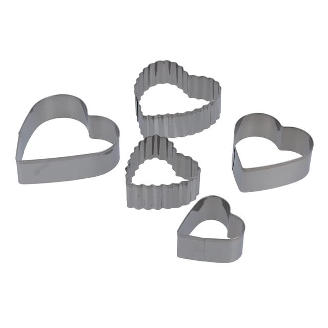 Royalford 5 Pcs Cookie Cutter Set, Stainless Steel, RF10278 - Premium-Quality, Food Grade Material, Heart Shaped Cookie Cutters with Premium Stainless Steel - SW1hZ2U6NDI3ODI0