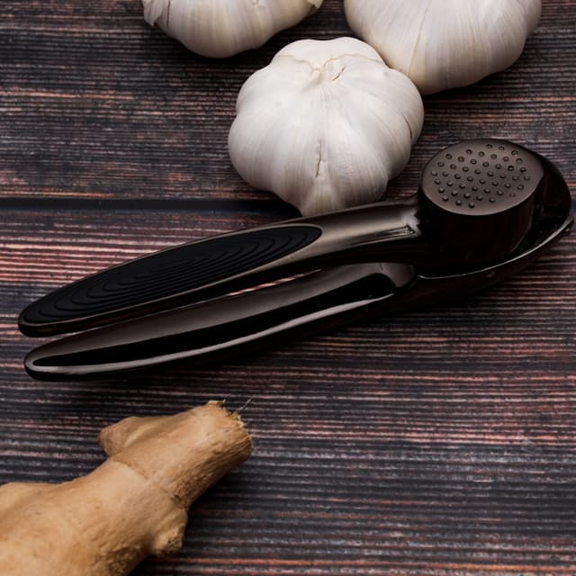 عصارة الثوم Garlic Press Ginger Crusher - Royalford