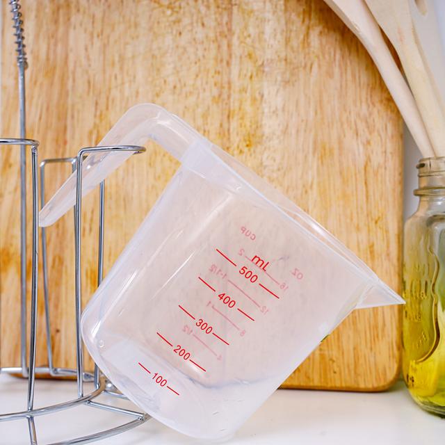 Royalford 500 Ml Measuring Jug - Bpa Free Measuring Cup - Measure Liquid, Oil And Baking Items - SW1hZ2U6MzkyNDAx