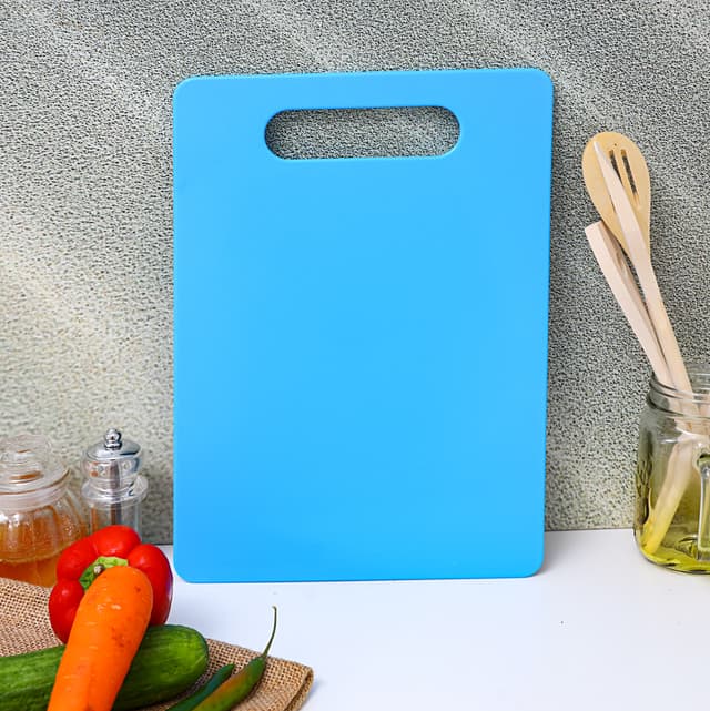 لوح تقطيع ( دف تقطيع ) بلاستيكي مانع للإانزلاق Royalford - Chopping Board - Cutting Board With Non-Slip Base - 170116