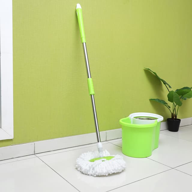 سطل ممسحة مع عصارة 360 درجو لون وردي من رويال فورد Royalford Mop And Bucket Set Portable Modern Spin 360 Degree Spinning Mop Bucket Home Cleaner - 173758