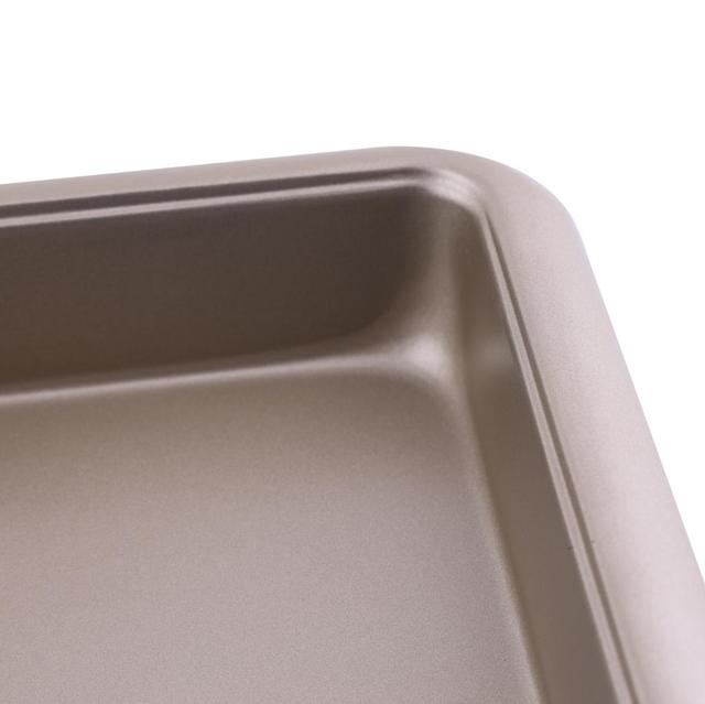 Royalford Steel 8 Inch Square Cake Pan - Black, 24X24X5Cm, Non-Stick Square Baking Tin, Brownie Tin - SW1hZ2U6NDIzNDQw