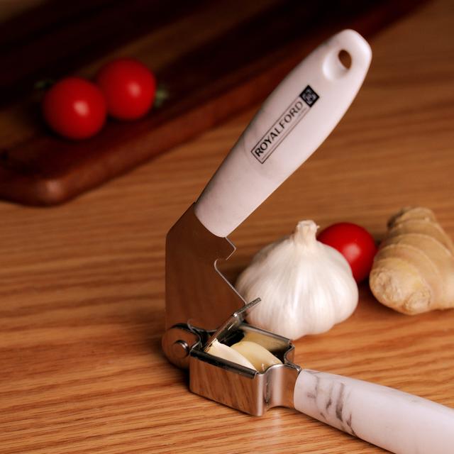 Royalford Marble Designed Abs Stainless Steel Garlic Presser - Easy To Clean - SW1hZ2U6Mzc5NjUx