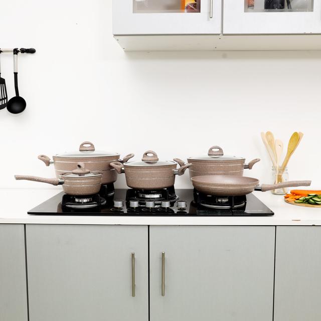 طقم آواني طهي ألمنيوم 9 قطع Royalford 9Pc Aluminium Cookware Set - SW1hZ2U6NDA3MTg4