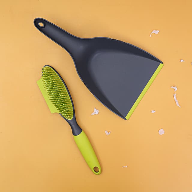 فرشاة تنظيف غبار و سفاية Royalford - 2-Piece Dustpan With Brush Set - 164007