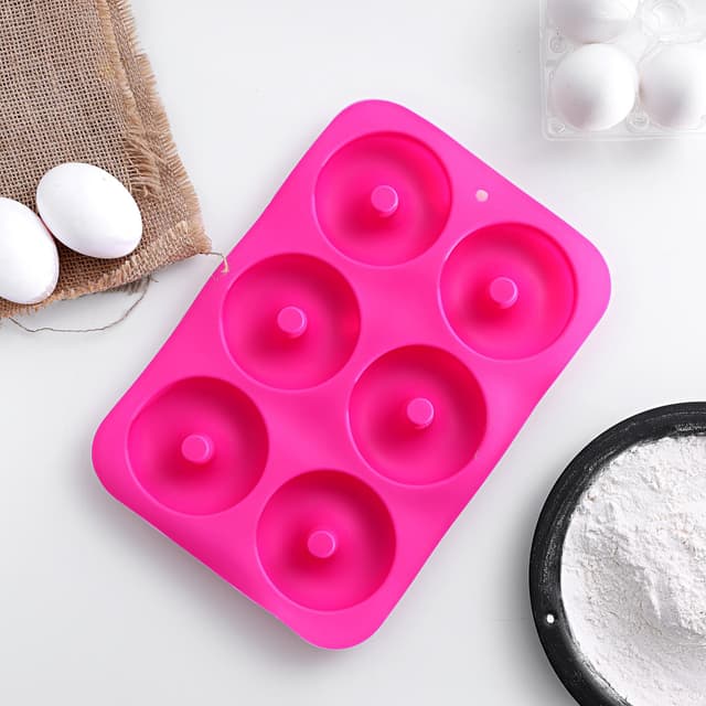 قالب ثلج سليكون دونات بنفسجي رويال فورد Royalford Silicone Donut Mold With 6 Cavities – Food Grade Silicone, -40°C To 230°C, 18×26 Cm, Easy