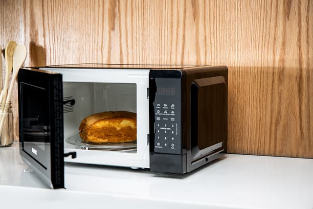 Geepas 20Ltr Digital Microwave Oven 1x1 - 198092