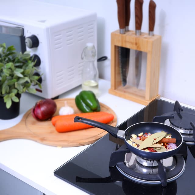 مقلاة المنيوم Aluminium Mini Non-Stick Fry Pan من Delcasa - 192156