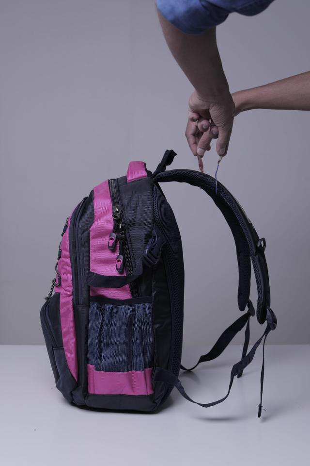 شنطة ظهر متعددة الإستخدامات مقاس 18 – زهري  PARA JOHN Backpack Rucksack - Travel Laptop Backpack - SW1hZ2U6NDUzMTAy