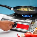 موقد غاز متنقل للرحلات والتخييم شمعة واحدة ستانلس ستيل جيباس Geepas Stainless Steel One Candle Gas Cooker