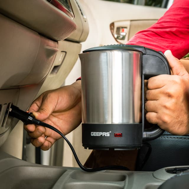 غلاية ماء كهربائية 0.5 لتر Geepas - Stainless Steel Truck Kettle