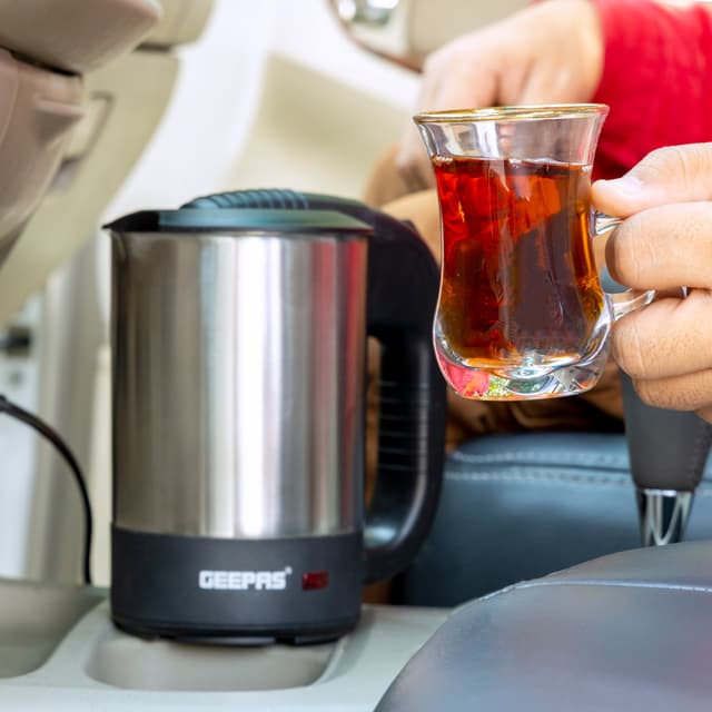 غلاية ماء كهربائية 0.5 لتر Geepas - Stainless Steel Truck Kettle