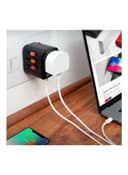 شاحن هواتف محمولة متعدد الأغراض أسود | Travel Adapter With Re-settable Fuse