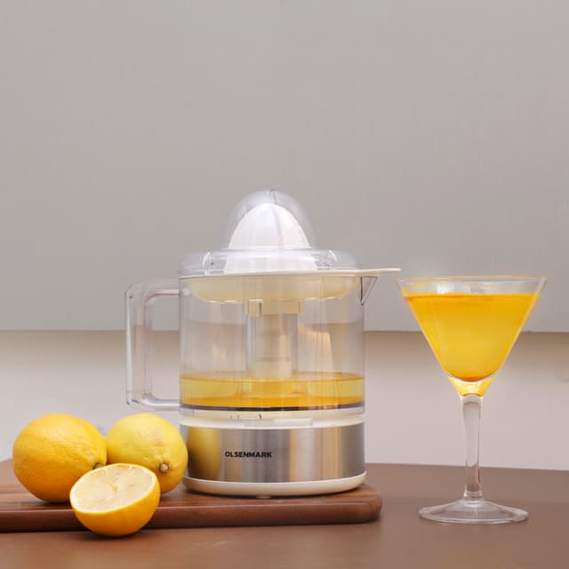 Olsenmark Citrus Juicer with Two Cones, 0.8L Capacity, OMCJ1818 | Transparent Jug & One Filter | Healthy Fresh Natural Juice Of Orange, Lemon & More