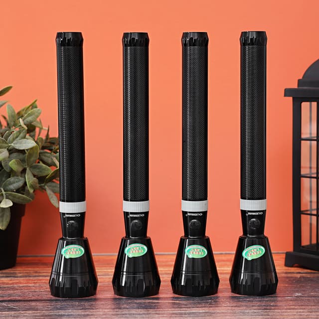 مجموعة كشاف محمول قابلة لإعادة الشحن Rechargeable Led Flashlight - Olsenmark