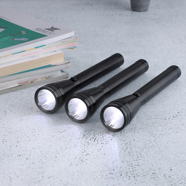 Olsenmark 3-in-1 Rechargeable LED Flash Light, OMFL2698 - Cree XPE Led 5W, Al Military Grade, High Lumens, Ni-Cd Battery 3.6V 3000mAh, Lifetime Warranty for LED