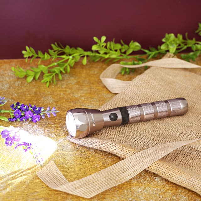 Olsenmark Rechargeable Led Flashlight - Super Bright Cree-Xpe Led Torch Light - Built-In 3000Mah