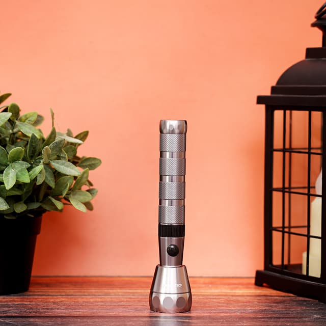 Olsenmark Rechargeable Led Flashlight - Super Bright Cree-Xpe Led Torch Light - Built-In 3000Mah