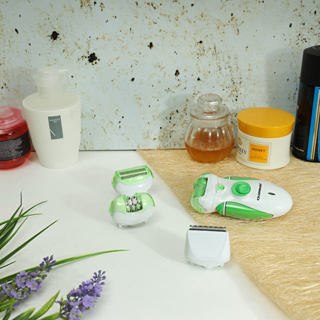 ماكينة إزالة الشعر للسيدات قابلة لإعادة الشحن Rechargeable Lady Epilator - Olsenmark