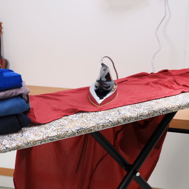 لوح كي بوسادة رغوية 8 مم من رويال فورد Royalford Spring Ironing Board Cotton Cover RF10122