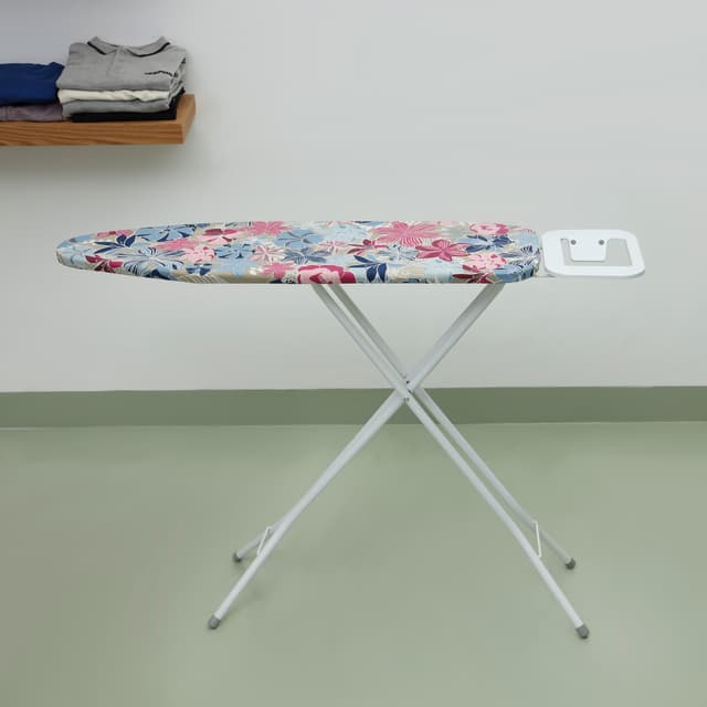 طاولة مكواة قابلة للطي مع حامل مكواة من رويال فورد Royalford Mesh Ironing Board with Iron Rest - 192962