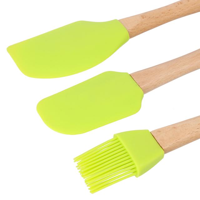 Royalford 3 Pcs Silicon Tools With Wooden Handle, RF10274 | Basting Brush With Spatula For Cooking | Baking & BBQ | Easy To Clean Food Brush | Heat Resistant Grill Brush - SW1hZ2U6NDQ5NTcx