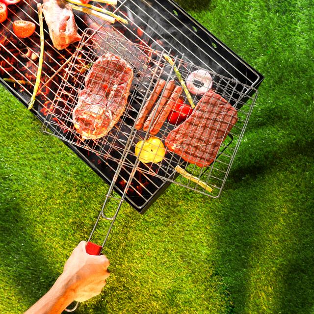 Royalford Barbeque Grill Chromium Plated Iron, RF10377 - Wooden Handle, Folding Portable BBQ Grill Basket for Fish Vegetables Shrimp, Larger Grilling Area - SW1hZ2U6NDQwNzQz