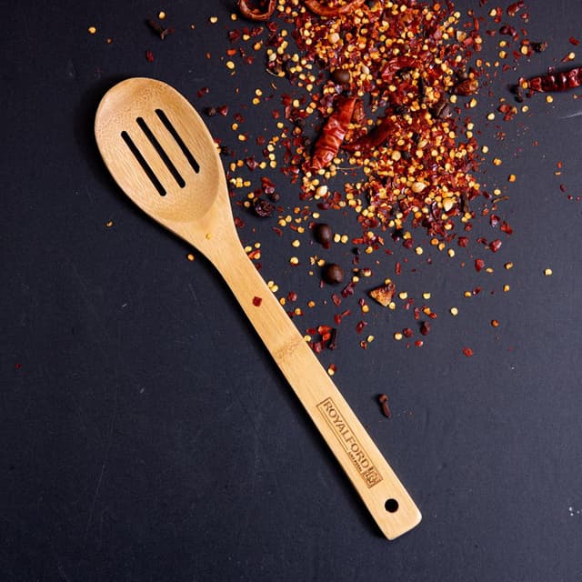 ملعقة طهي مثقبة خشبية ( مقشدة ) Royalford - Bamboo Skimmer