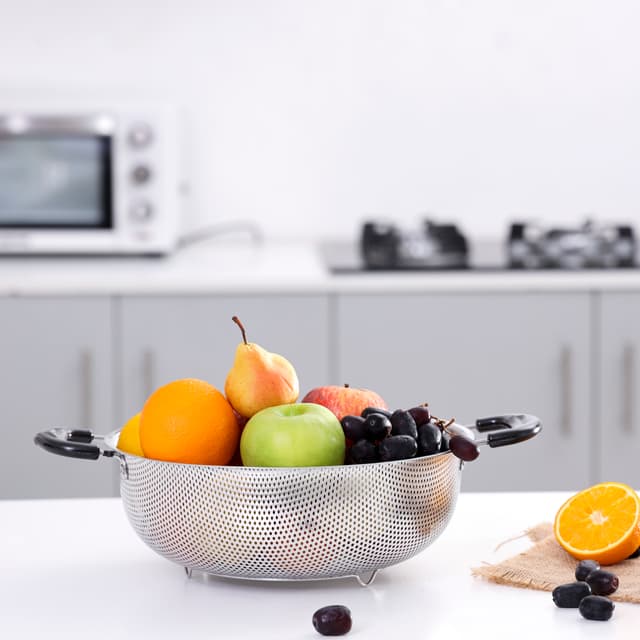 صفاية ستانلس ستيل سلة عميقة ذات مقبضبن من رويال فورد 20 سم  Royalford Stainless Steel Strainer Basket