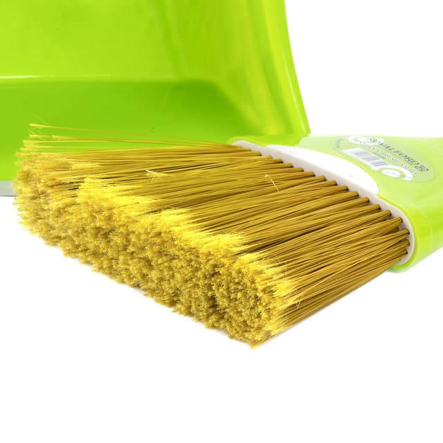 مكنسة بلاستيك مع مجرود رويال فورد Royalford Plastic Broom With Dustpan Set - 196539