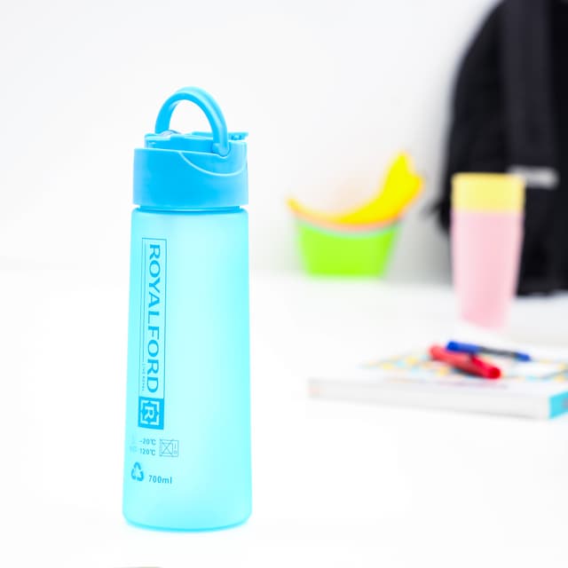 مطارة ماء بلاستيك 500 مل لون أزرق رويال فورد Royalford Water Bottle, 500 M
