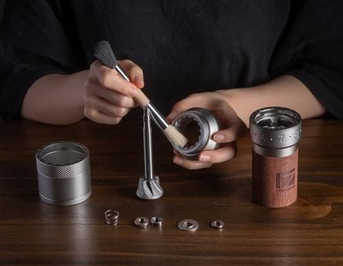 طاحونة قهوة مختصة 35 جرام ون زيبريسو ماكس1Zpresso K-Max Manual Coffee Grinder