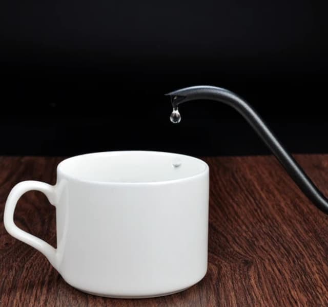 ابريق باريستا سبيس تقطير 600 مل أسود Barista Space Unique Spout Brewing Kettle