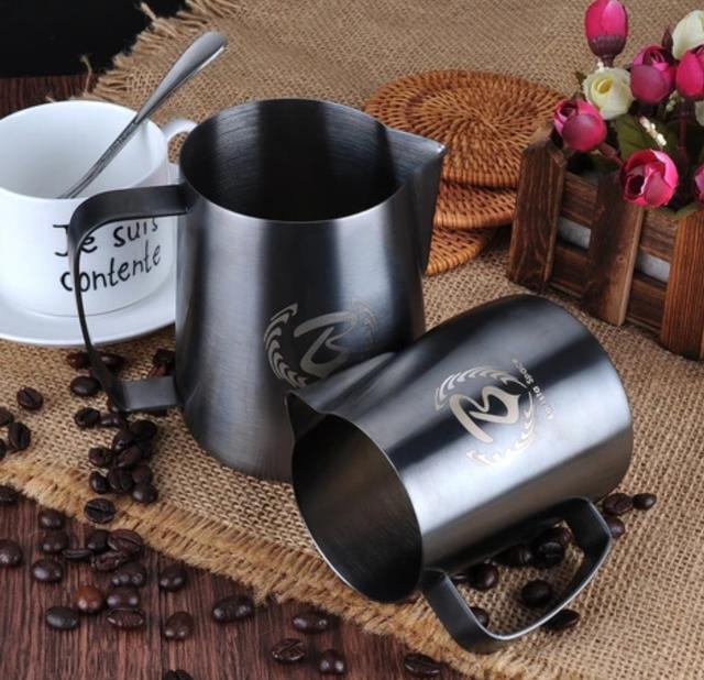 Barista Space Pitcher - Black (350ml)