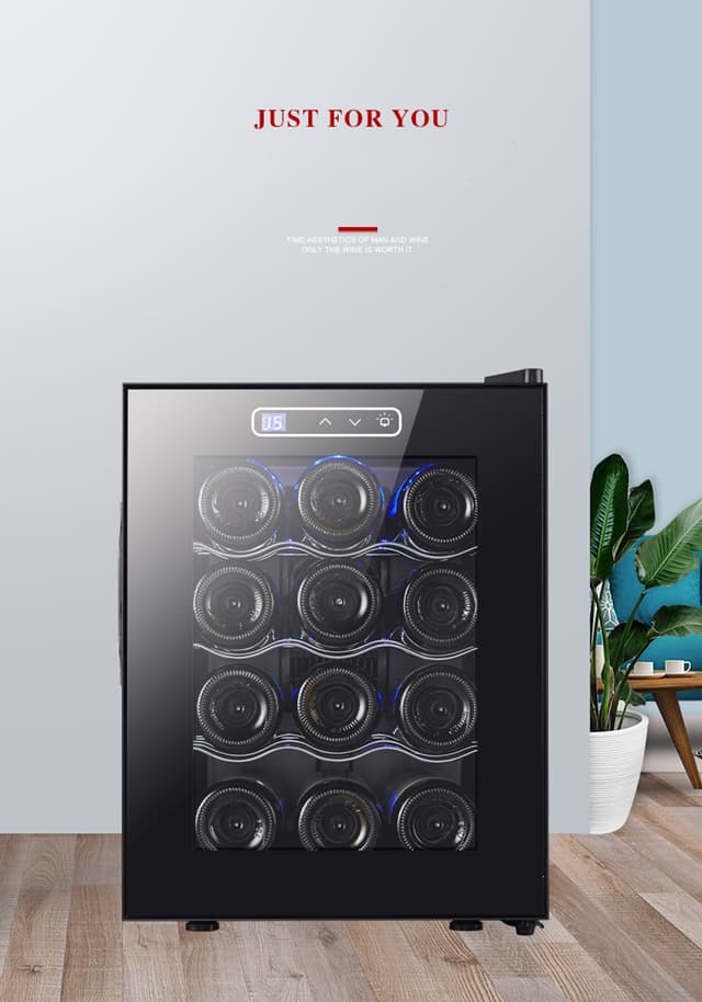 ثلاجة مشروبات إلكترونية 33 لتر كوول بيبي COOLBABY CZBX19 Mini Red Wine Cabinet