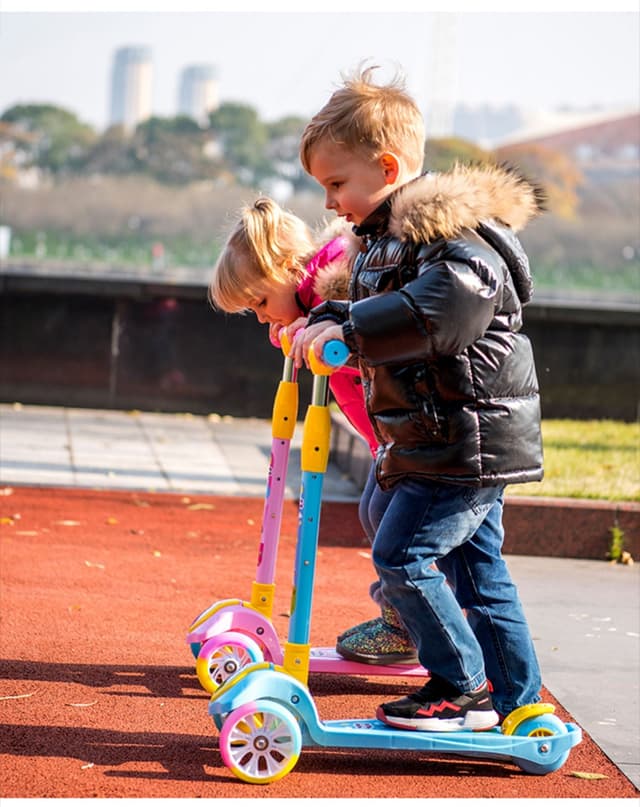 Cool Baby COOLBABY MX326 Scooter for Kids, 3 Wheel Scooter, Adjustable Height & Flashing LED Wheels for Toddler, Kick Scooter for Kids, Boys & Girls, Suitable for Age 3-8