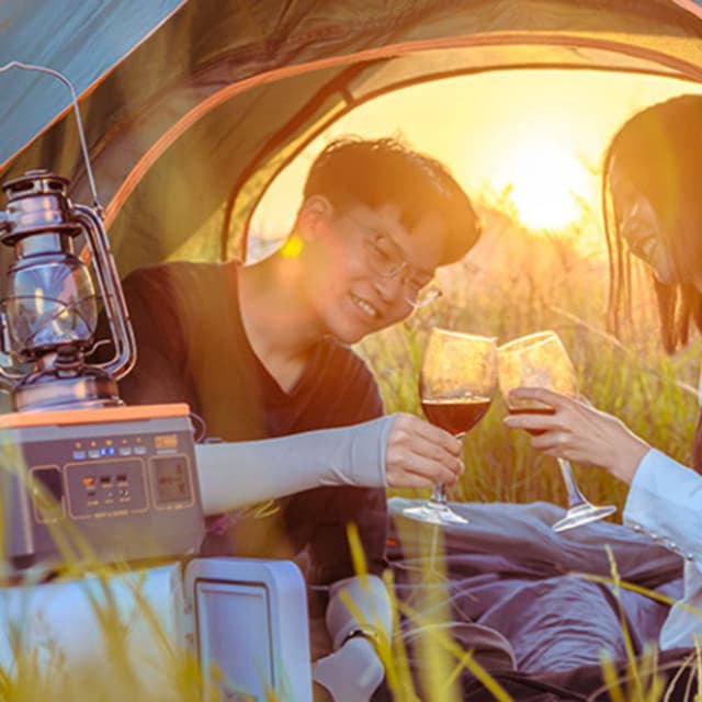 بطارية متنقلة للرحلات 324 للرحلات كرونيWH ( 90000 ميلي أمبير ) CRONY Portable Power Station