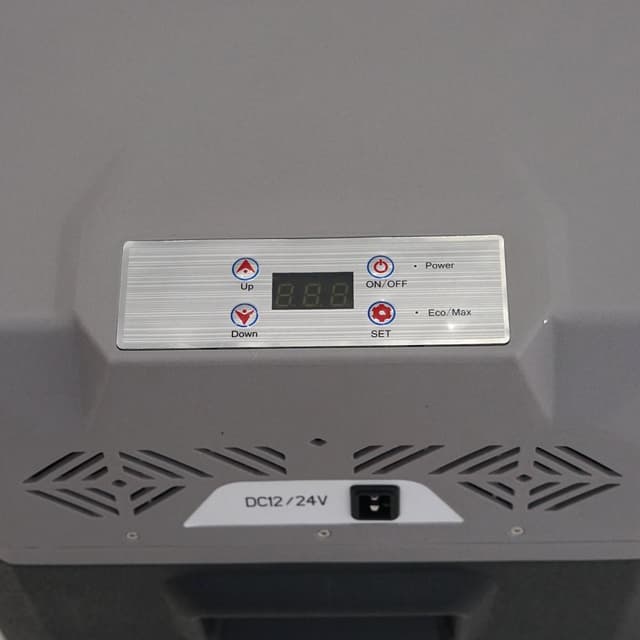 ثلاجة سيارة 40 لتر متنقلة للرحلات من كروني Crony CX40 DC AC Car Refrigerator Portable  Car Cool Refrigerator Freezer