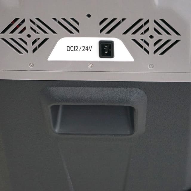 ثلاجة سيارة 40 لتر متنقلة للرحلات من كروني Crony CX40 DC AC Car Refrigerator Portable  Car Cool Refrigerator Freezer