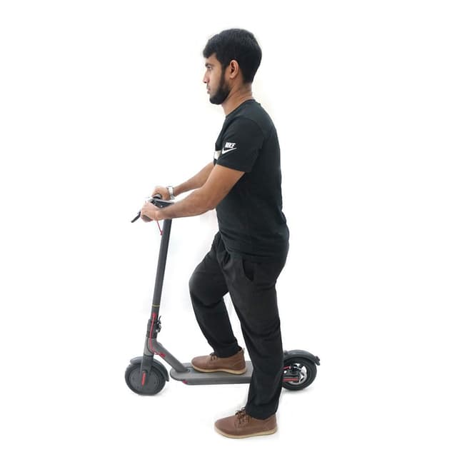 سكوتر كهربائي للكبار 250 واط - أبيض CRONY Electric Scooter M365 Aluminium Alloy Folded