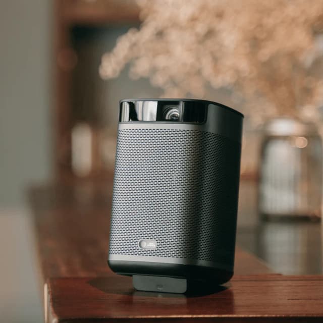 بروجكتر اندرويد محمول بالبطارية بدقة 1080p اكس جيمي موجو برو بلس Xgimi MoGo Pro+ Portable Full HD Projector