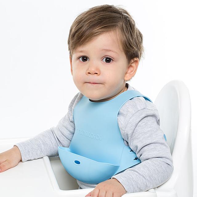 مريلة اطفال (سيليكون) - أزرق Minikoioi Silicone Flexi Bib - SW1hZ2U6NjUyODk3