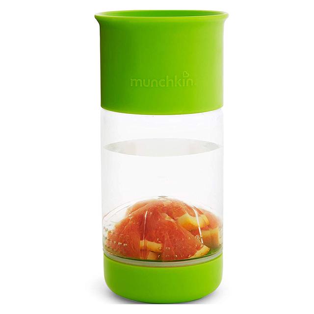 كوب شرب للأطفال الصغار مع مصفاة فاكهة أخضر مونشكين Miracle 360 Fruit Infuser Cup 14oz - Green - Munchkin - SW1hZ2U6NjU4OTAw