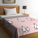 Pluchi - Knitted Kids Blanket Penguin Family - Pink - SW1hZ2U6NjQ1NDE3