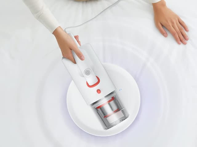 Deerma Corded Mite remover vacuum cleaner CM1300 With a suction power of 12,000 pax