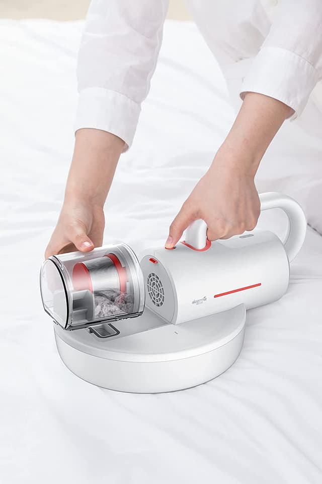 Deerma Corded Mite remover vacuum cleaner CM1300 With a suction power of 12,000 pax
