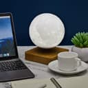 مصباح ضوء القمر Levitating LED Moon Lamp Floating and Spinning 3D
