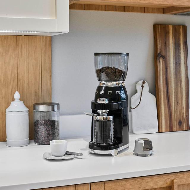 مطحنة القهوة 150 واط أسود سميج Smeg Coffee grinder - SW1hZ2U6NzAxMzEz